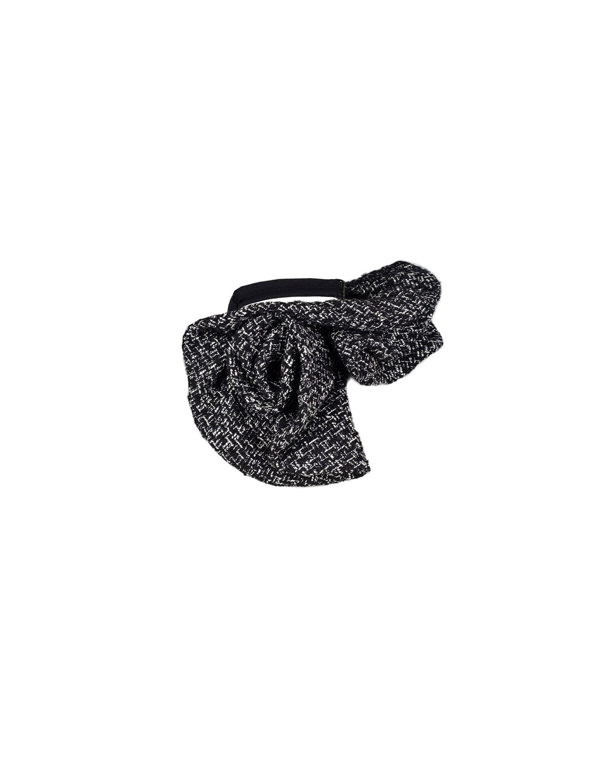 Black/White / Col Dickens