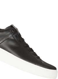 Baskets b-court en cuir de veau - Noir & Blanc