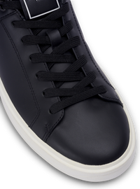 Baskets b-court en cuir de veau - Noir & Blanc