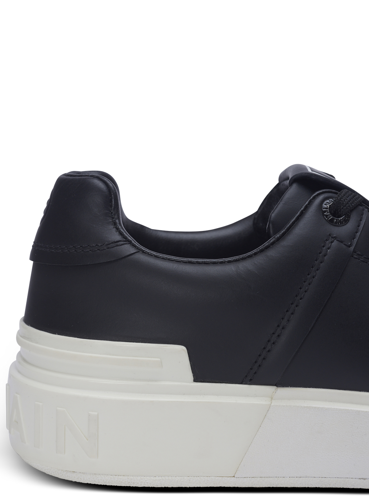 Baskets b-court en cuir de veau - Noir & Blanc