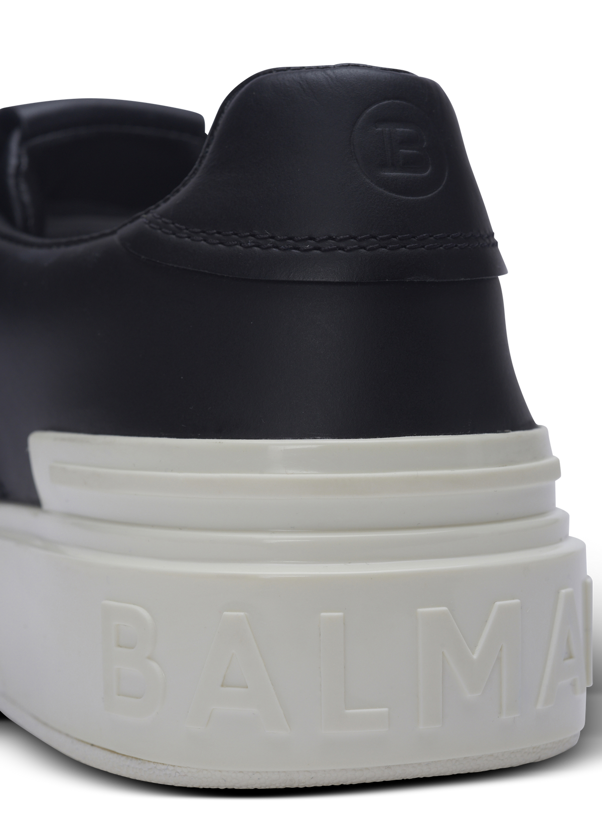 Baskets b-court en cuir de veau - Noir & Blanc