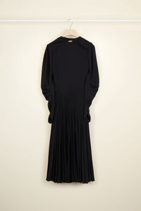 Pleated dress with twisted collar - Black