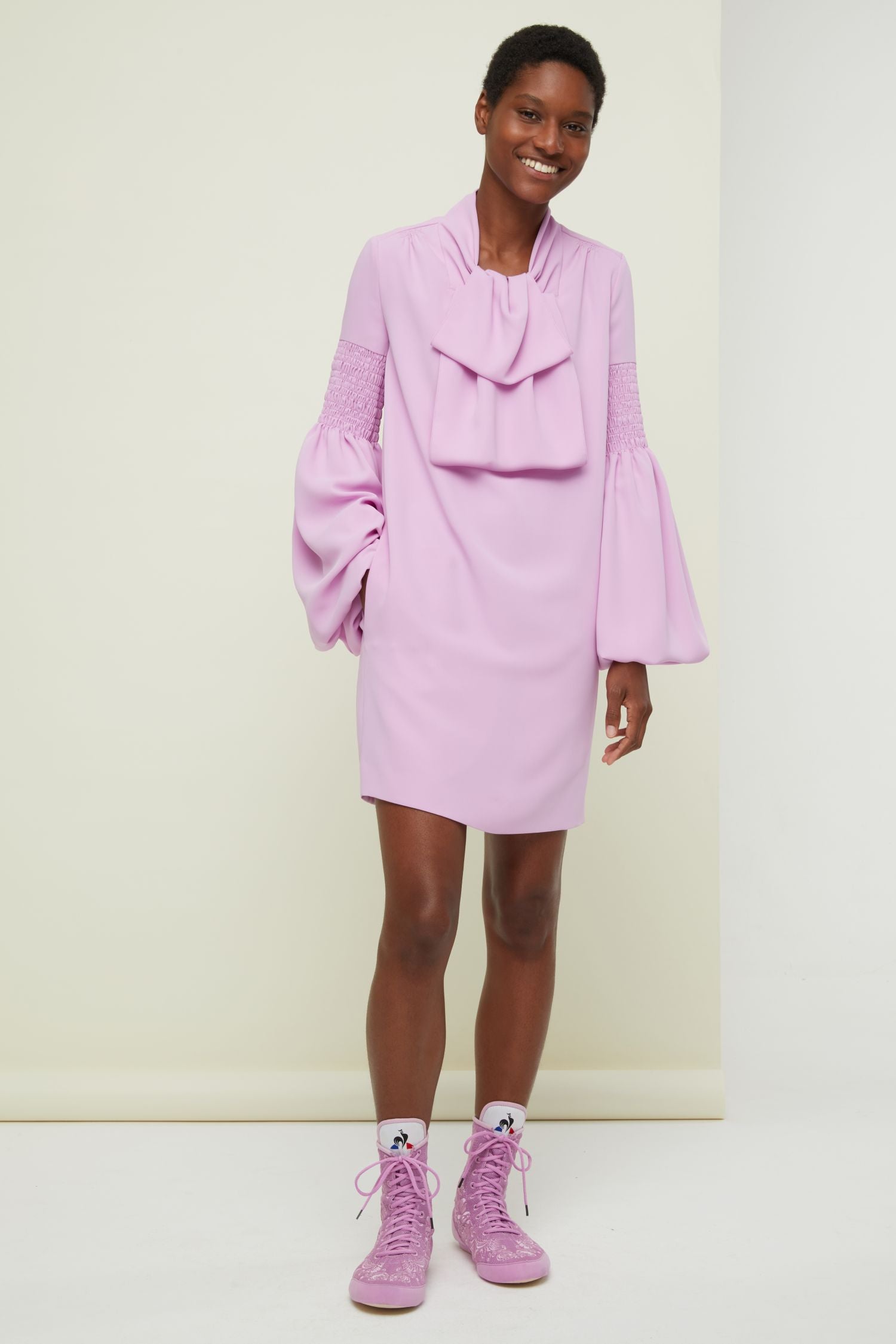 Pussy neck short dress - Lilac