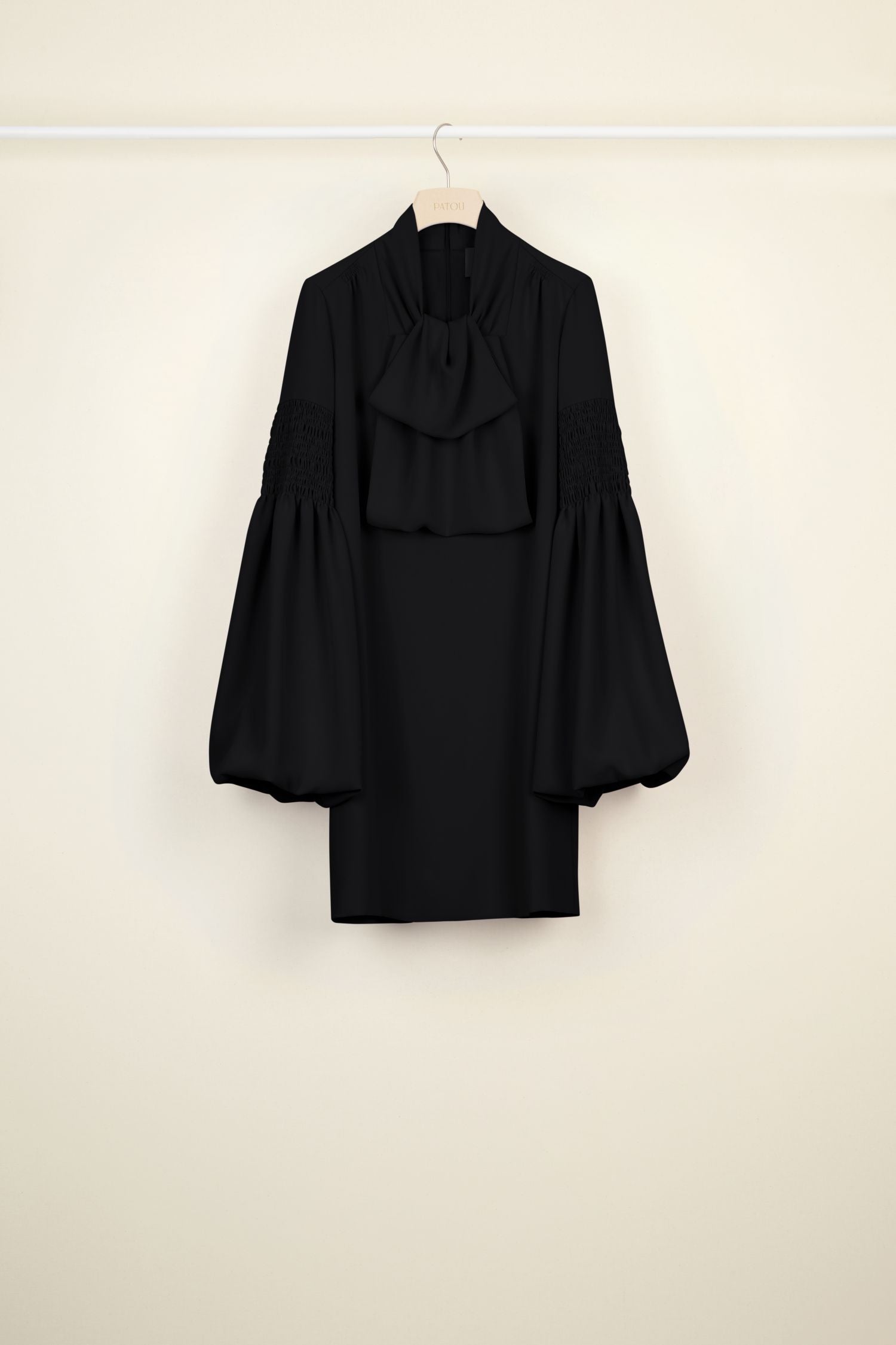 Robe courte à col lavallière - Noir