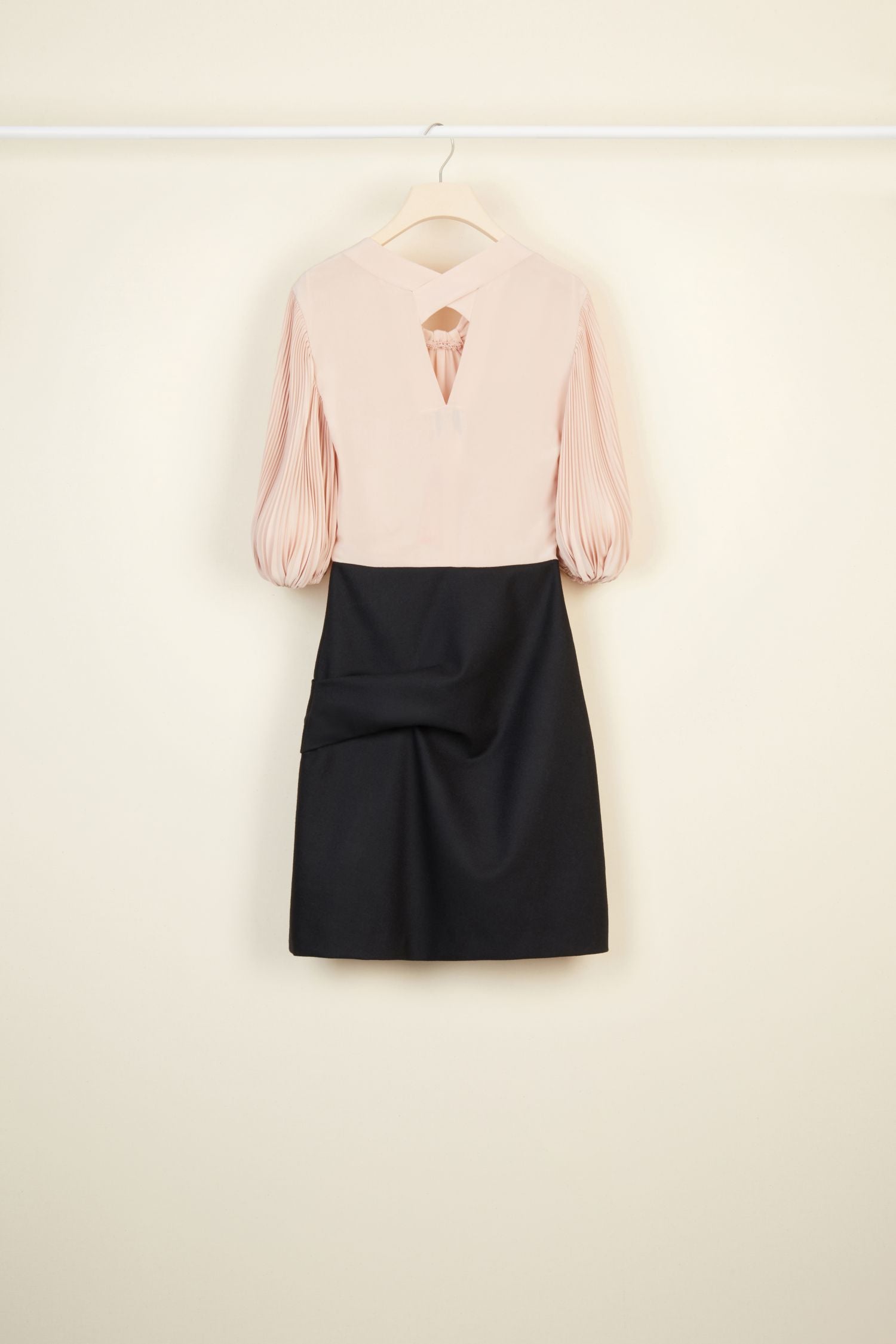 Silk and wool short dress with pleated sleeves - Golden Beige