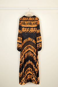 Pleated maxi dress - Sport Education print