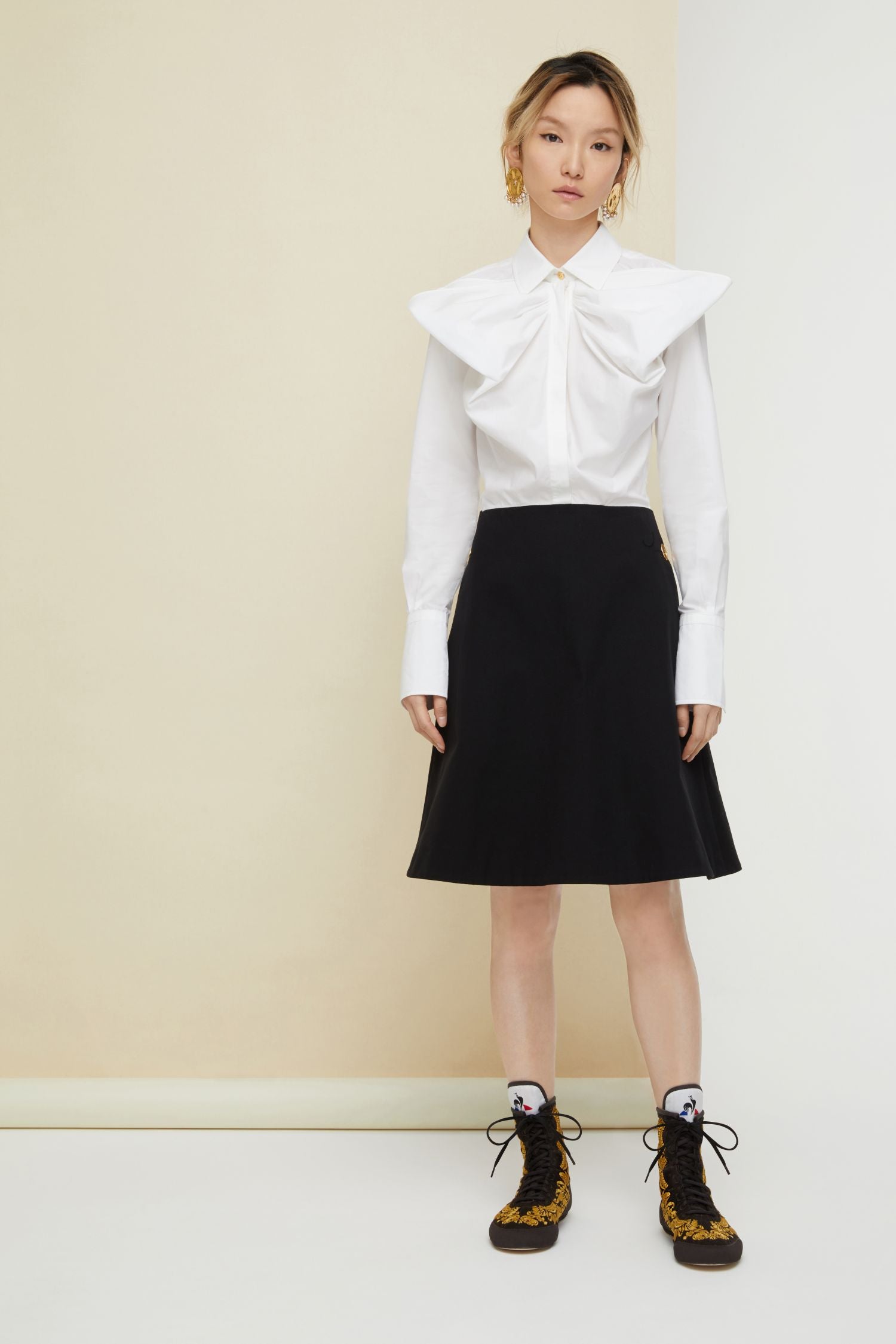 Two-tone cotton bow-neck dress - Black and White