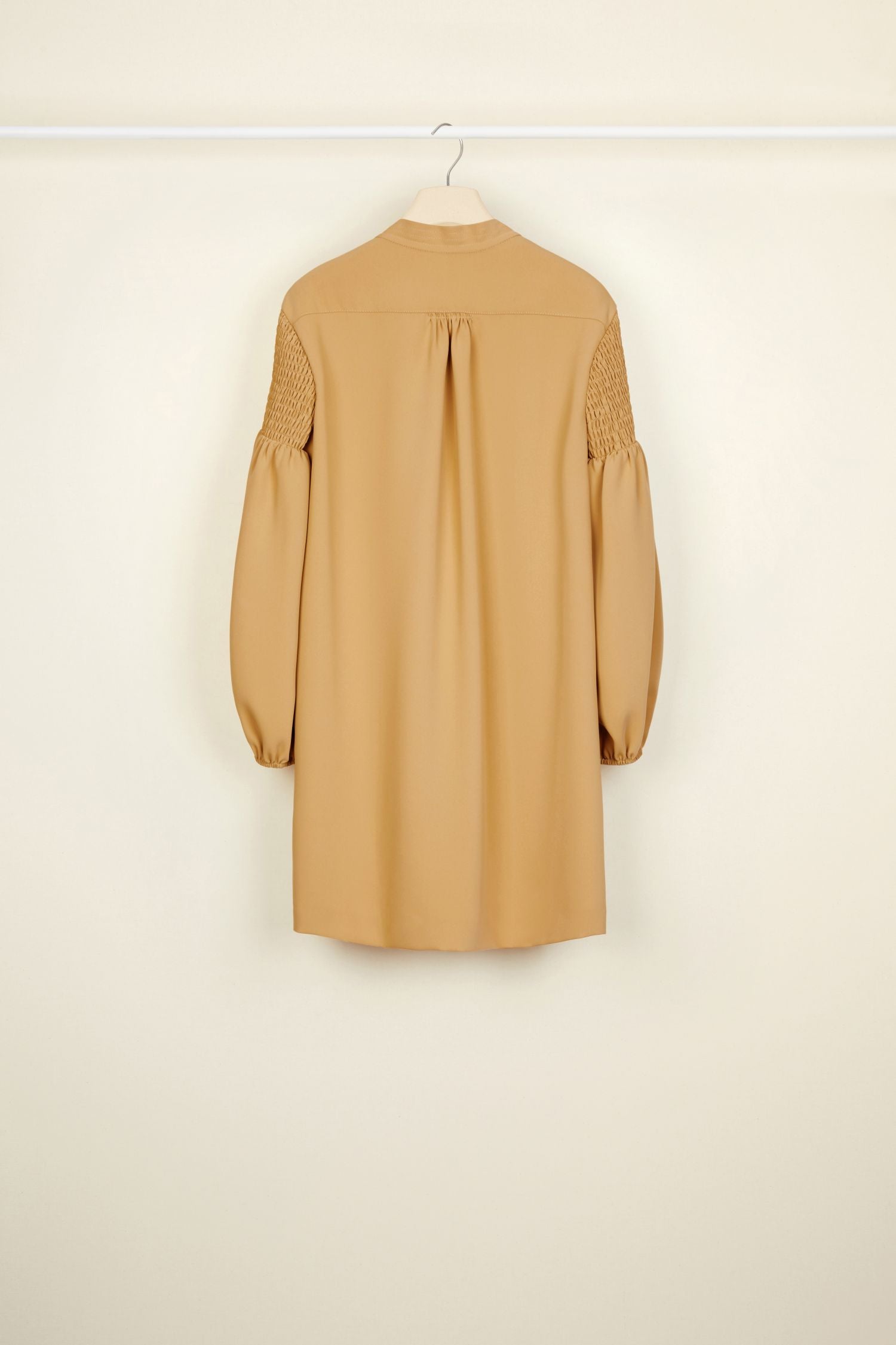 Robe à plastron en dentelle - Sable