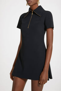 Robe patineuse courte en crêpe technique