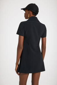 Robe patineuse courte en crêpe technique