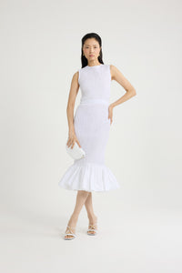 White / Robe midi smockée à ourlet volanté en faille recyclé