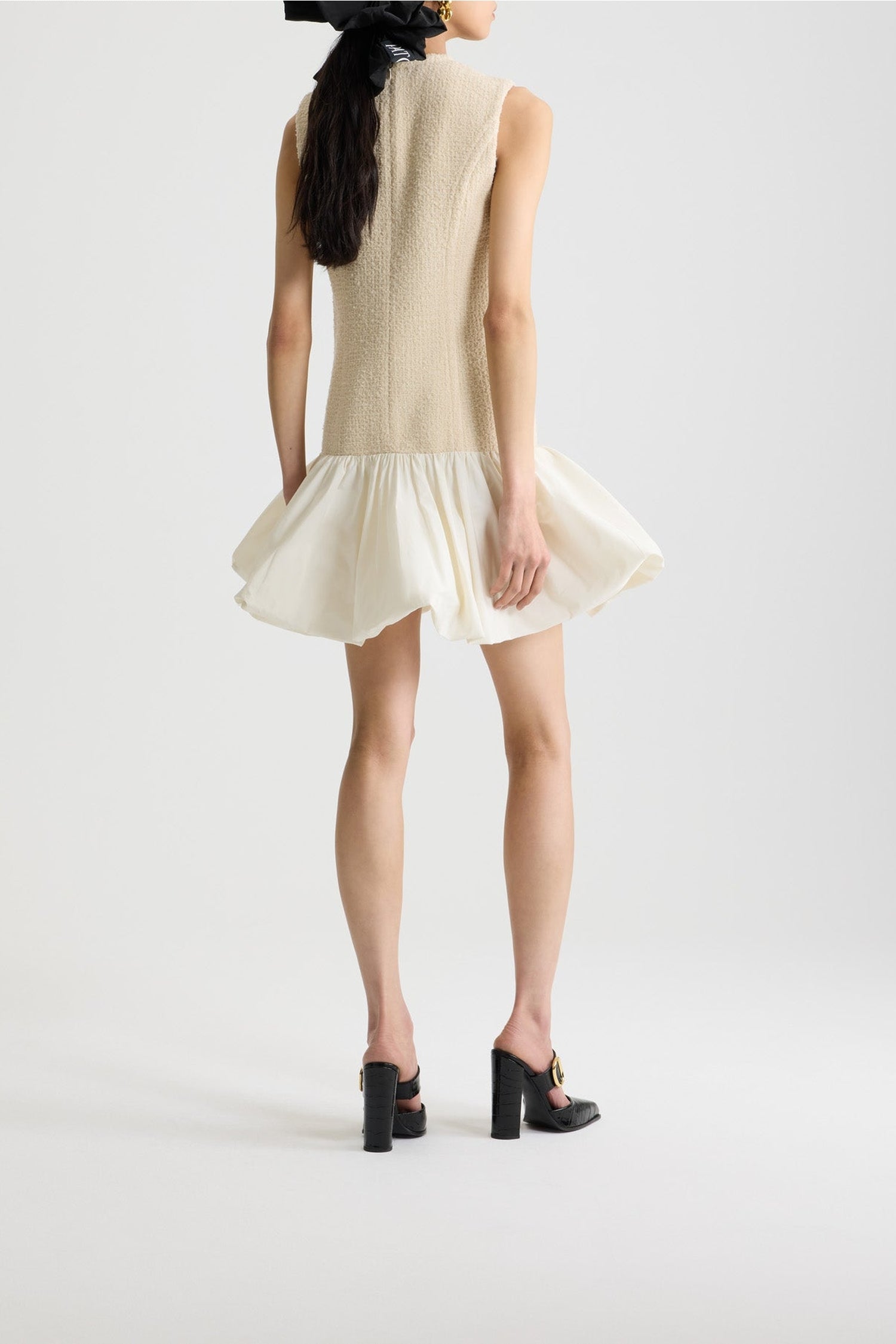 Robe courte à ourlet volanté en tweed de laine - Blanc