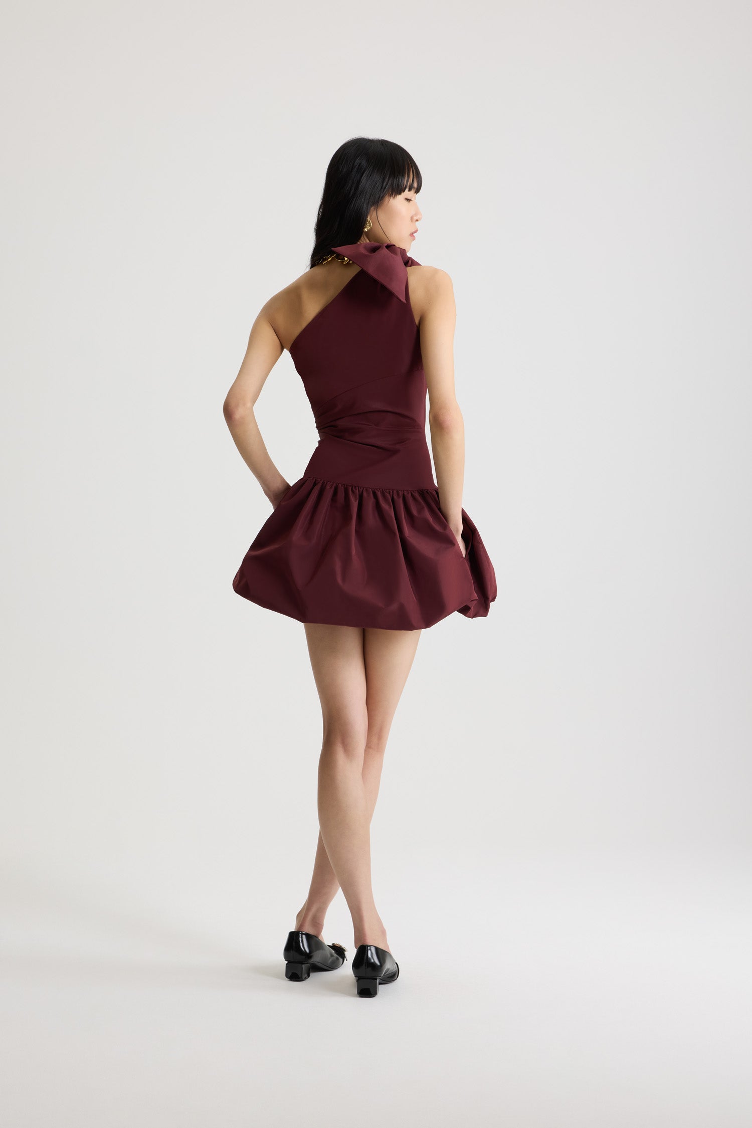 Robe courte asymétrique - Vignola