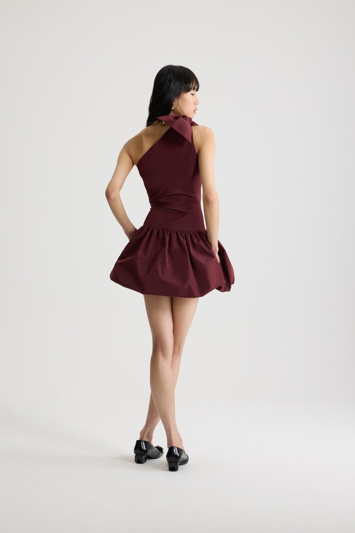 Vignola / Mini robe one shoulder avec noeud en polyester recyclé