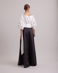 Robe Drama - Black & White