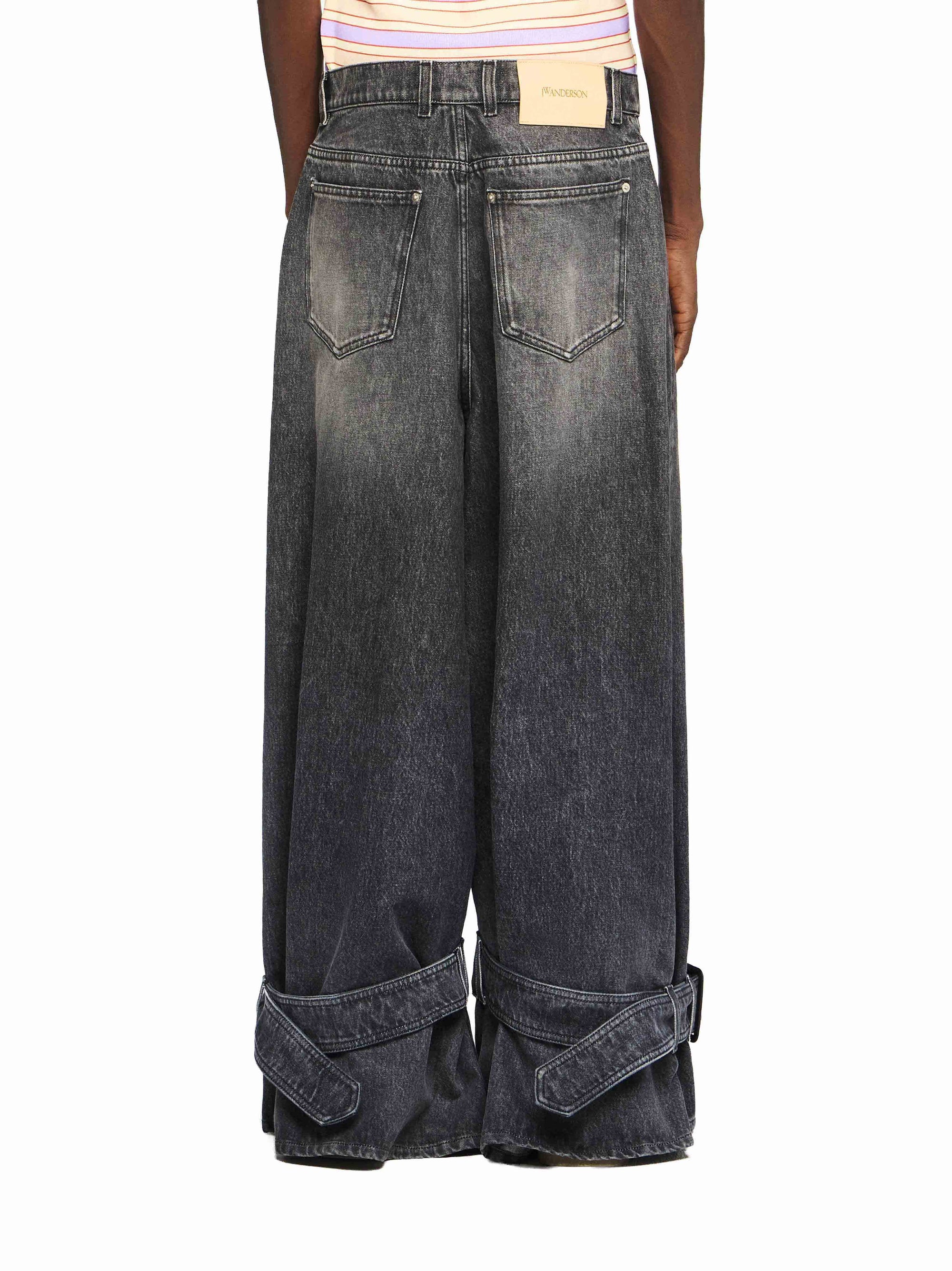 Jeans À Poignets À Boucles - Grey
