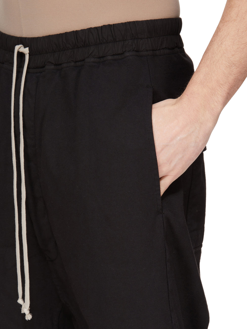 DRAWSTRING PODS