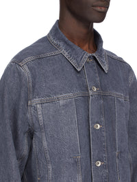 LIDO WORKER
