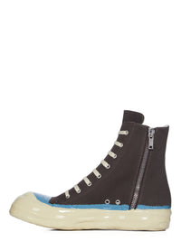SNEAKS