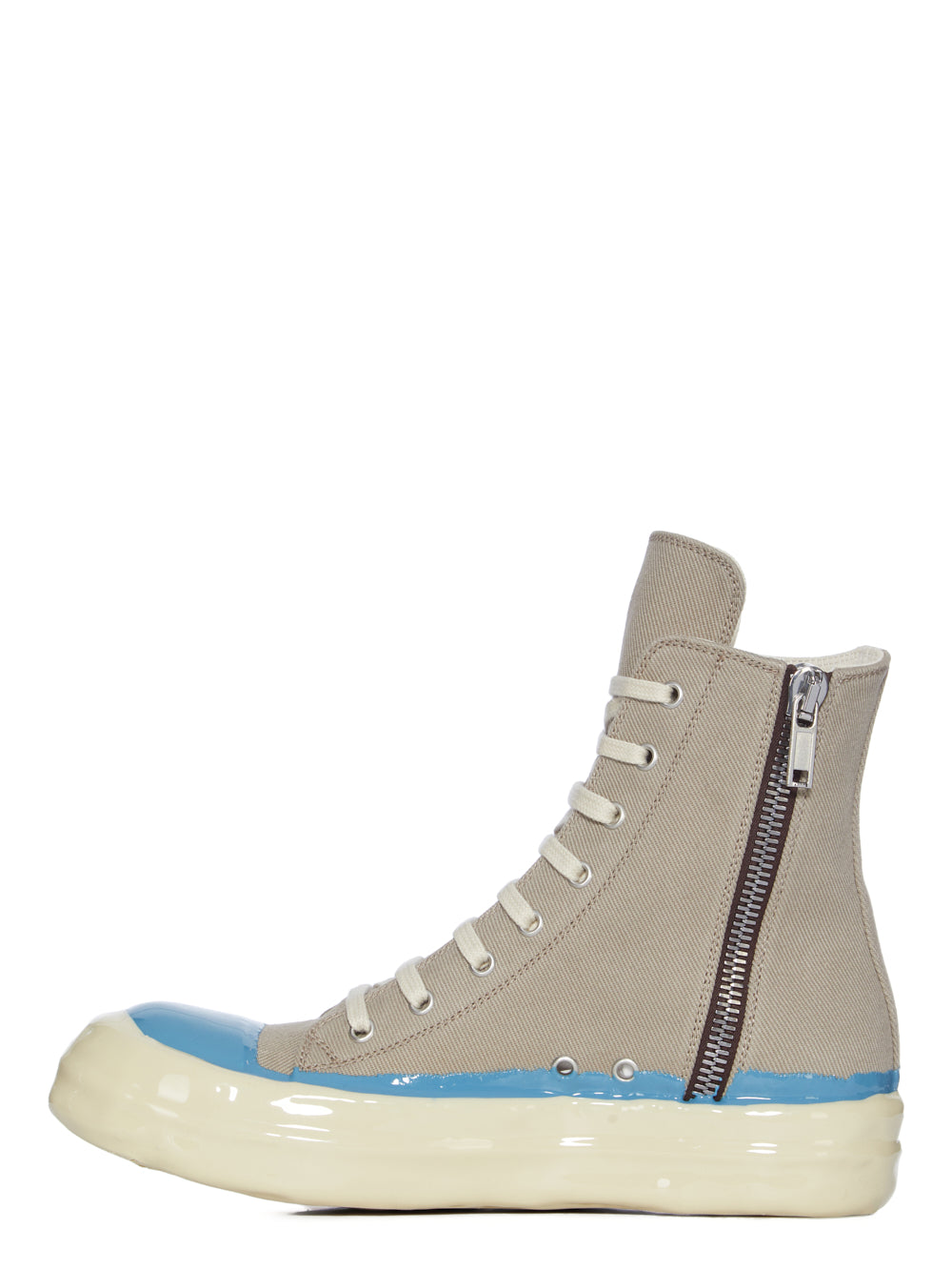 SNEAKS