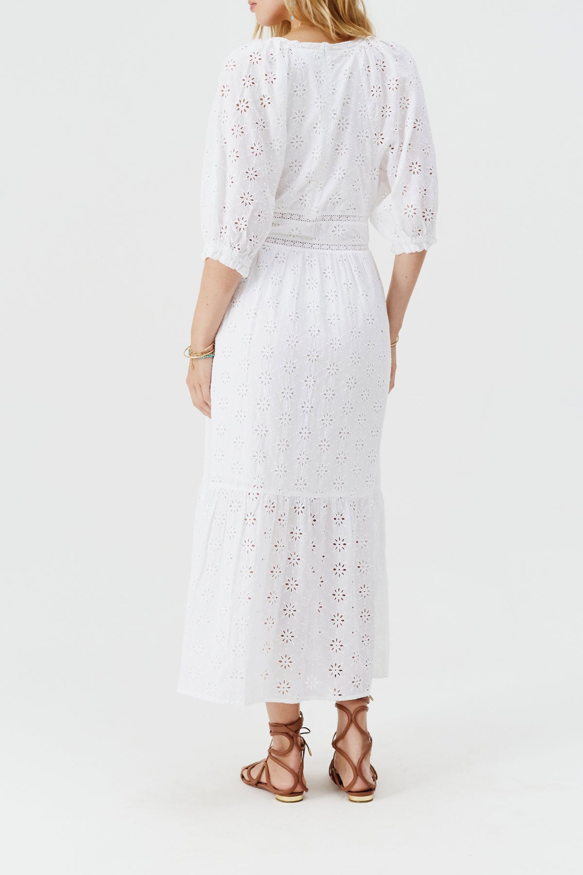 Robe Daphne à broderie - White