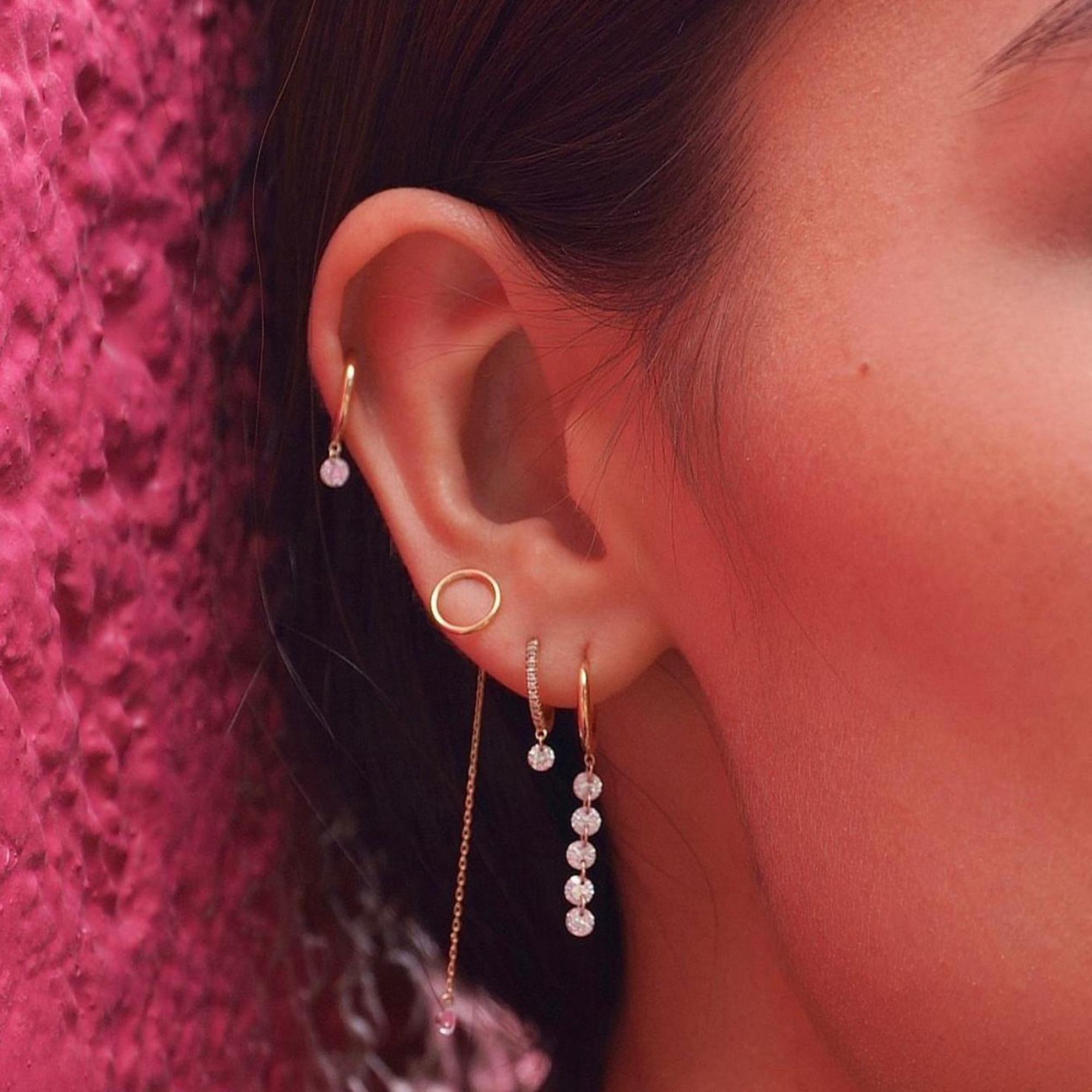 1qty RELIQUAT 120€/ QTY IN : 1-QTY OUT : 1- ST : 100% // Ear cuff simple avec 1 diamant-Blanc