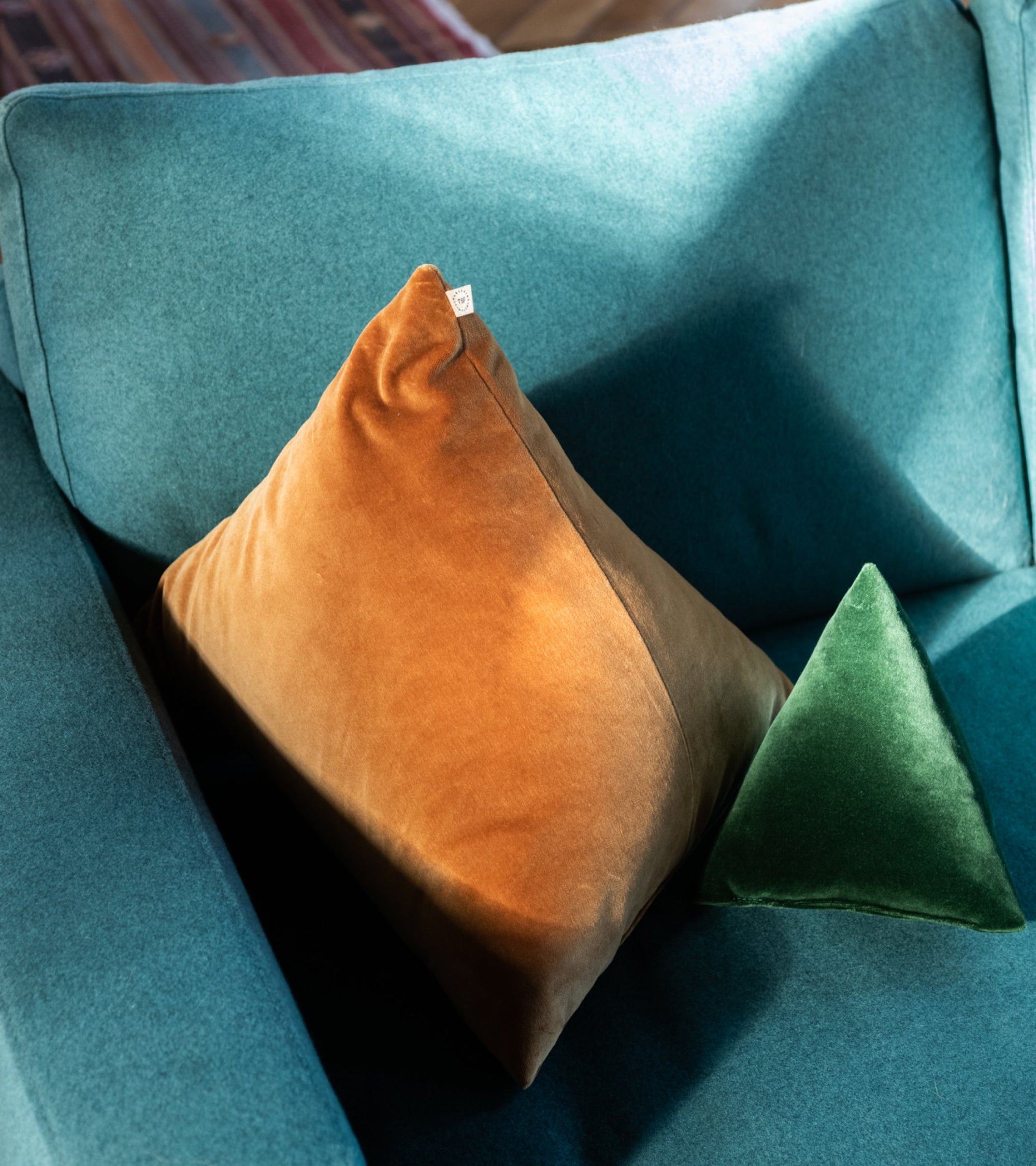 Coussin Divino en velours - Moutarde