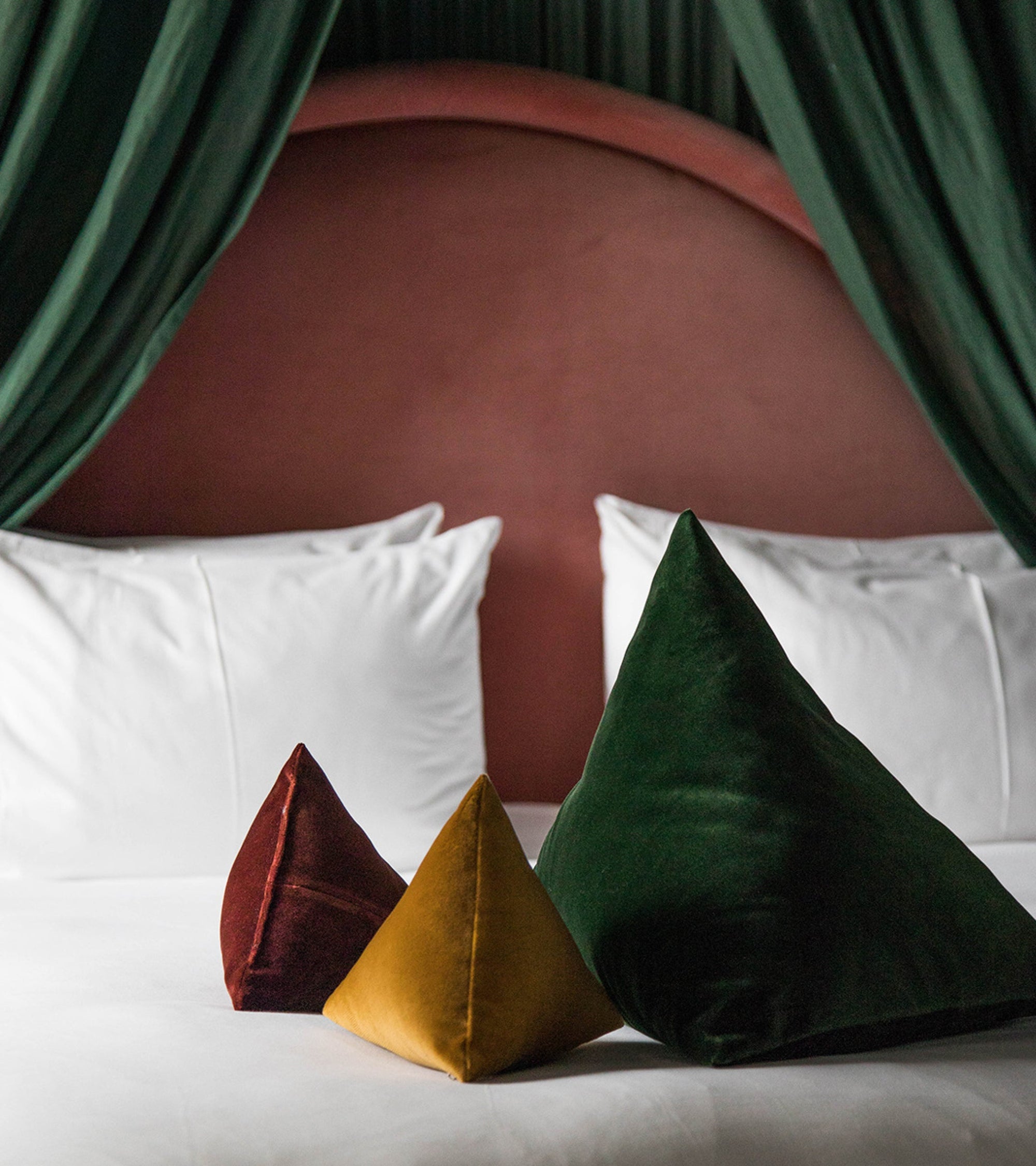 Coussin Divino en velours - Moutarde