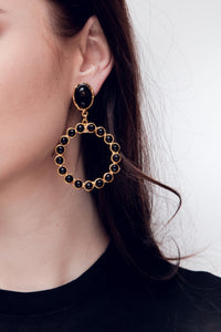Happy Flower clip earrings in fine gold and Onyx - Black