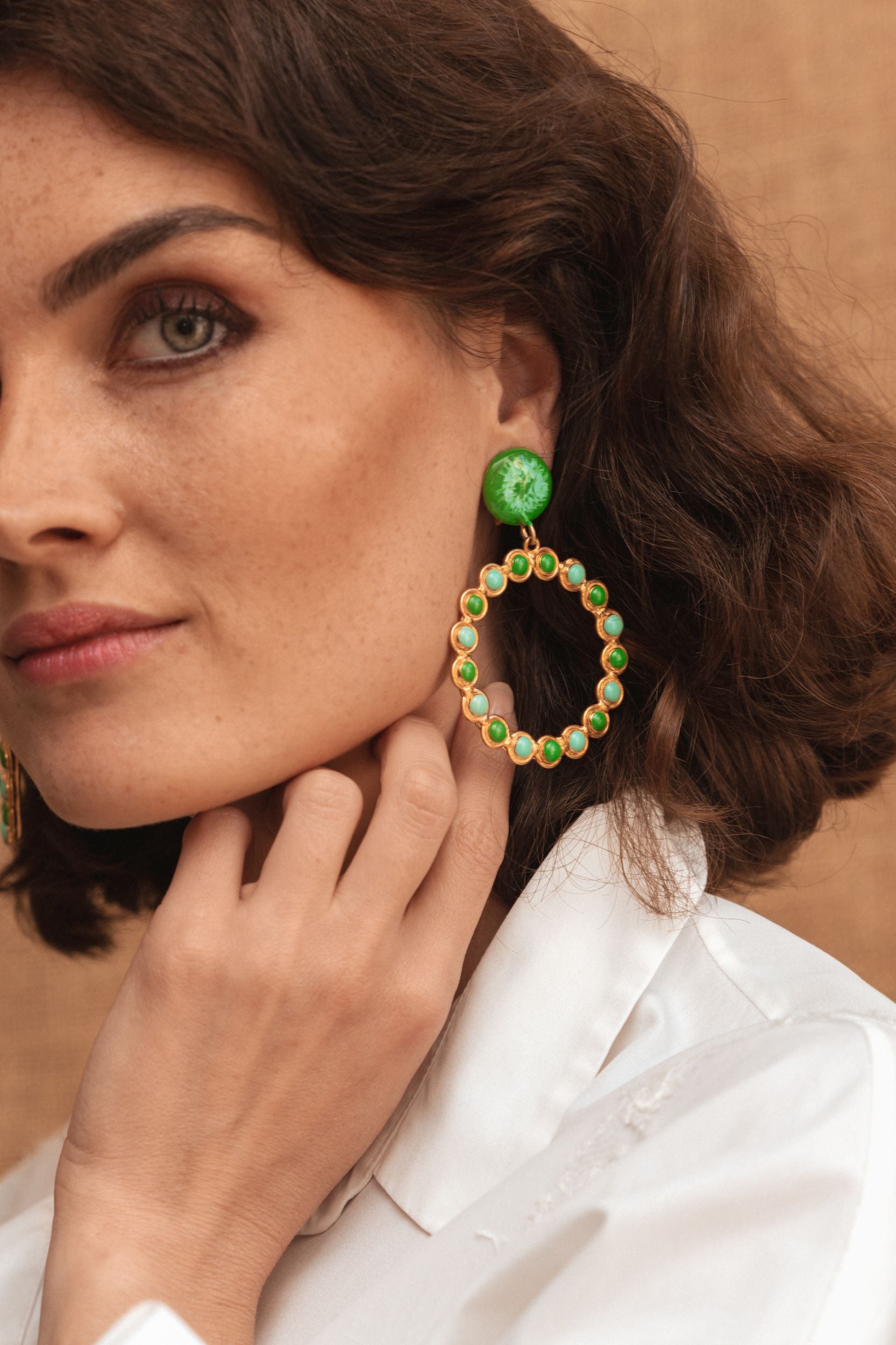 Clip earrings Happy Flower gilded in fine gold and enamel - Green Enamel