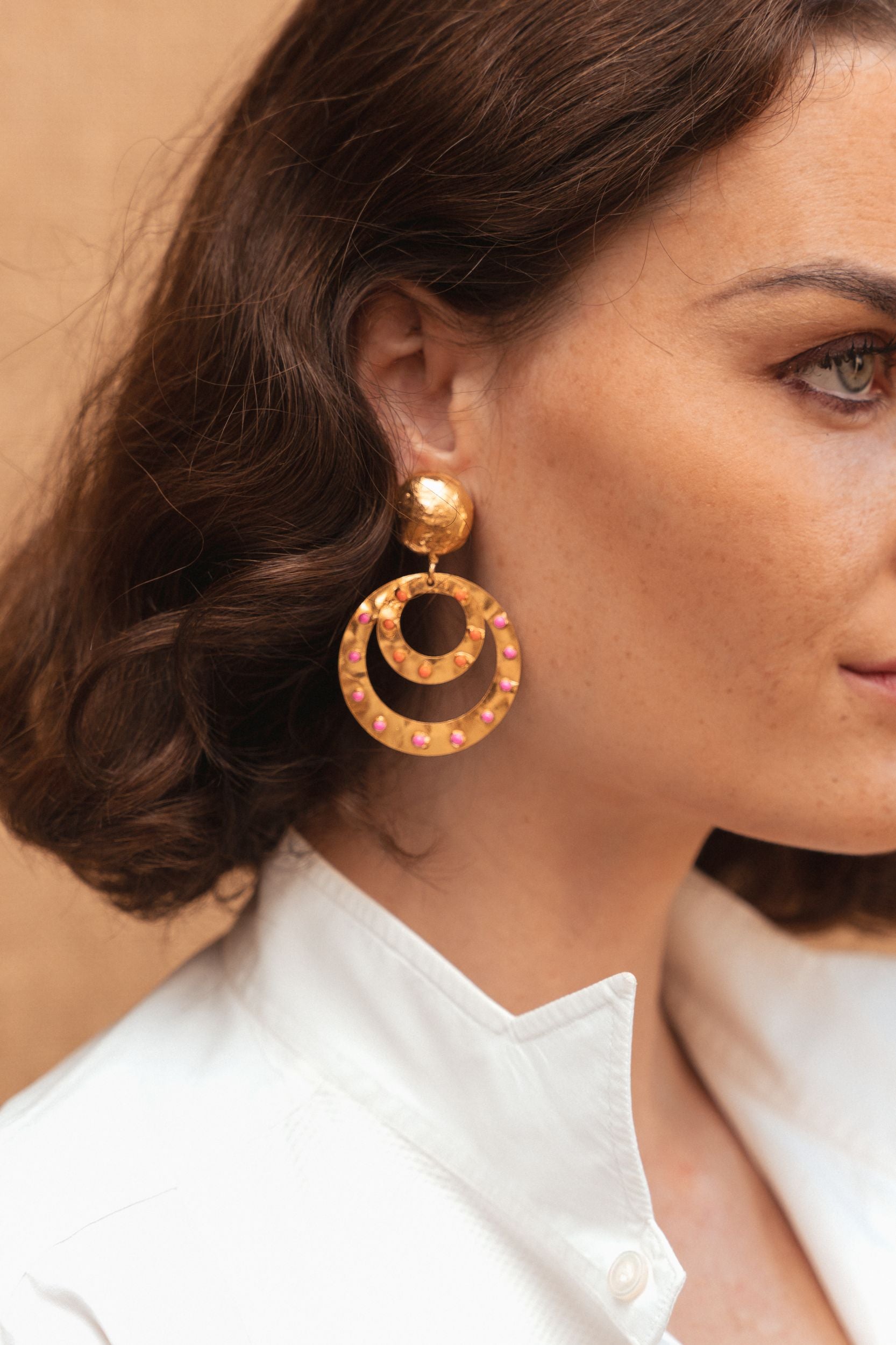 Cosmos clip-on earrings gilded in fine gold and enamel - Pink & Orange