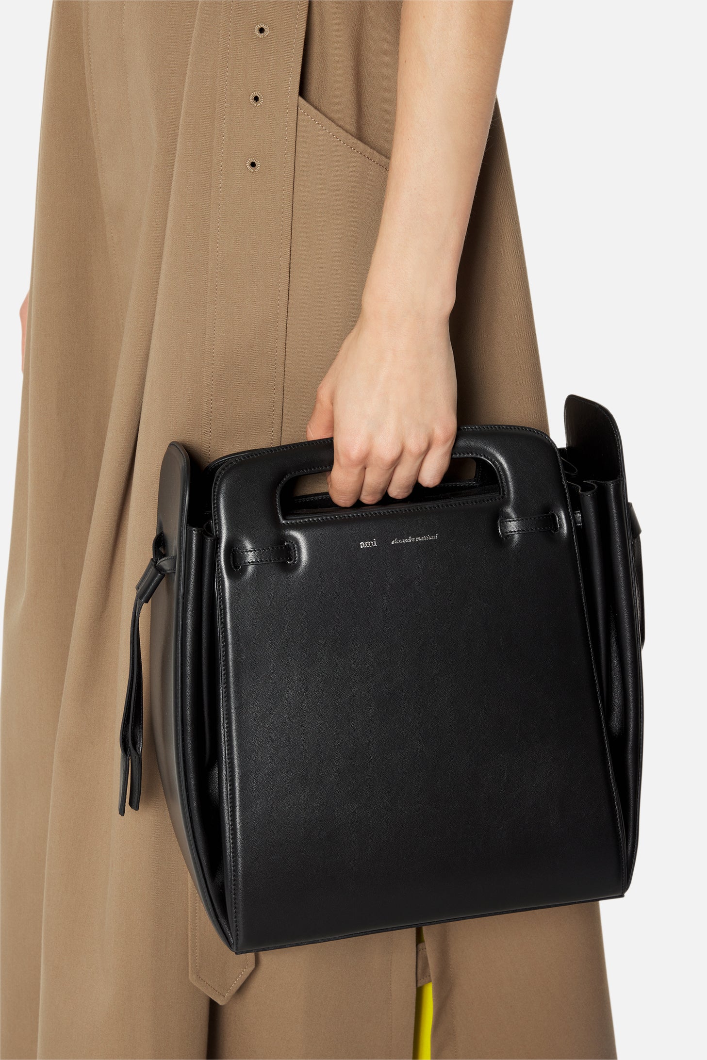 Grand sac à bandoulière Accordéon en cuir - Black
