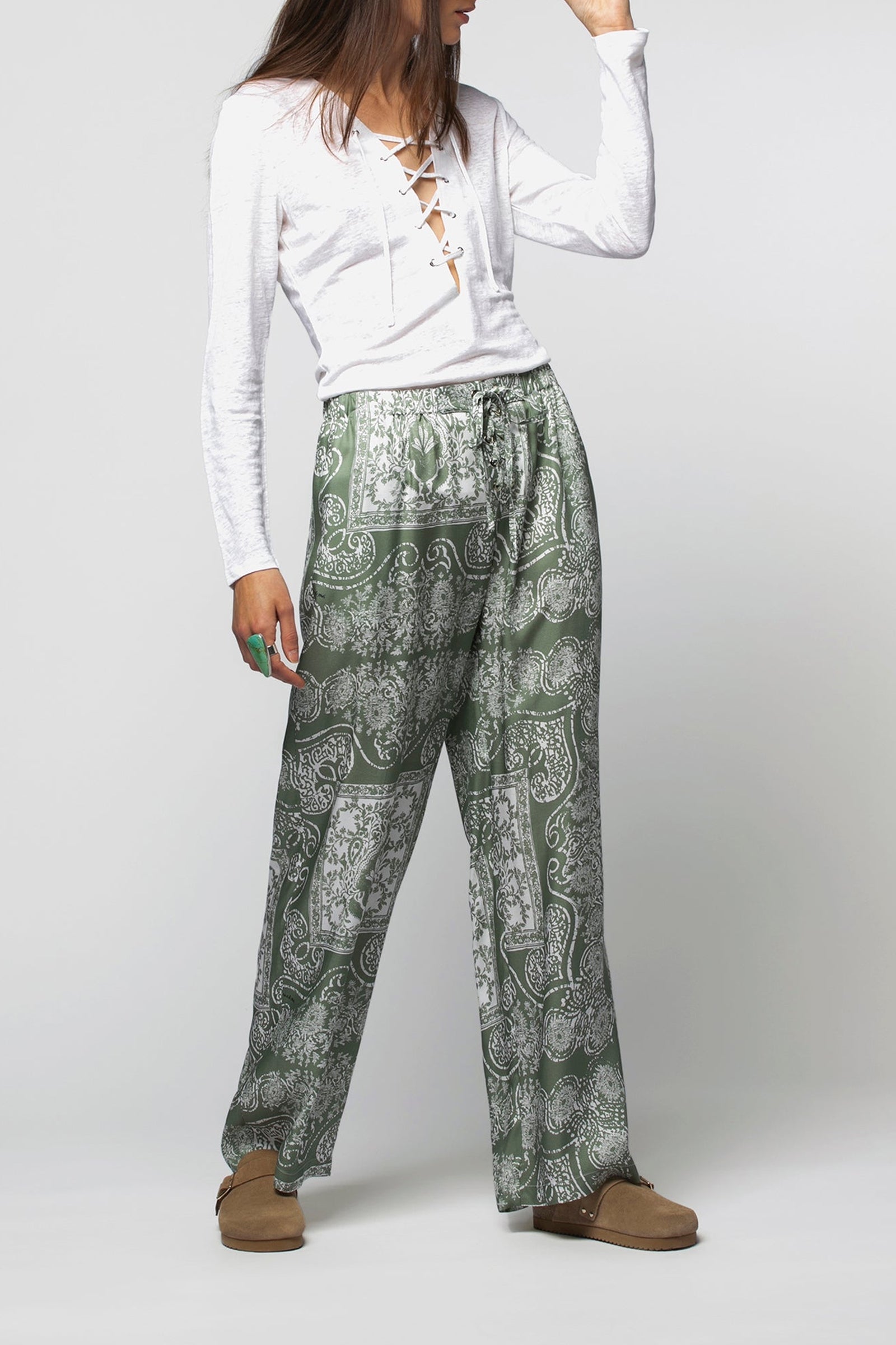 1 QTY RELIQUAT ST 0% QTY VENDU 0/1 TOP LACE EN LIN