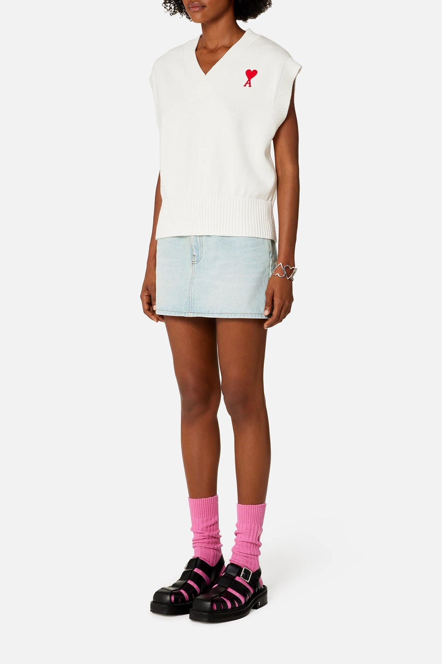 Pull Ami de Cœur sans manches à col V en maille - Natural White & Red