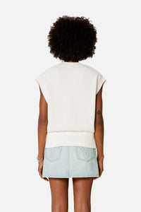 Pull Ami de Cœur sans manches à col V en maille - Natural White & Red