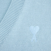 Pull Ami de Cœur sans manches à col V en maille - Sky Blue