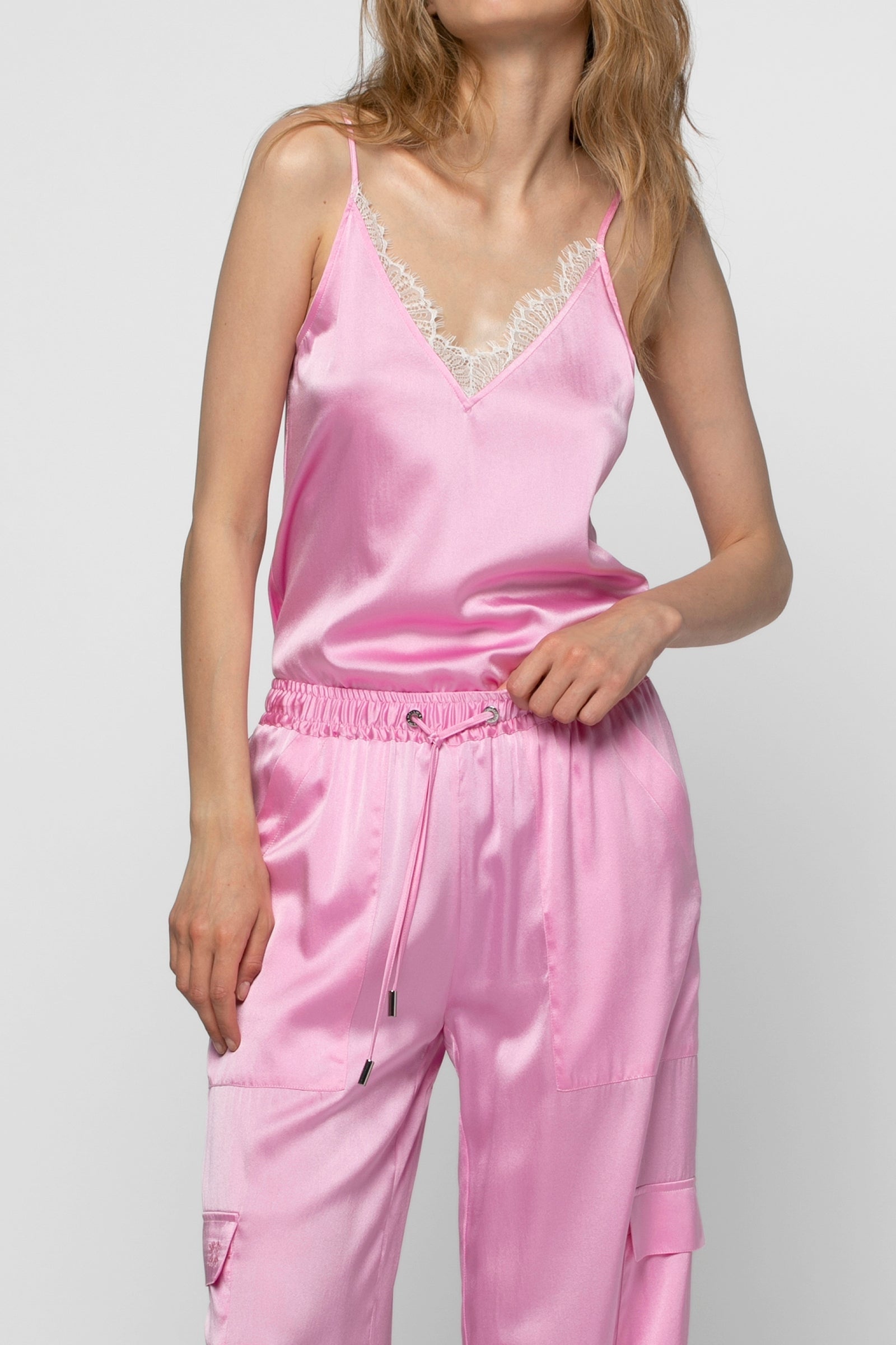 Pantalon Bowen cargo en soie - Pink