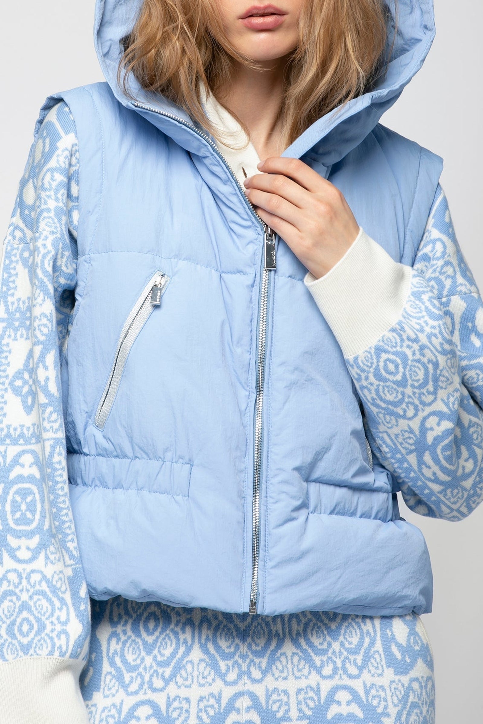 Diala short sleeveless down jacket - Light Ciel