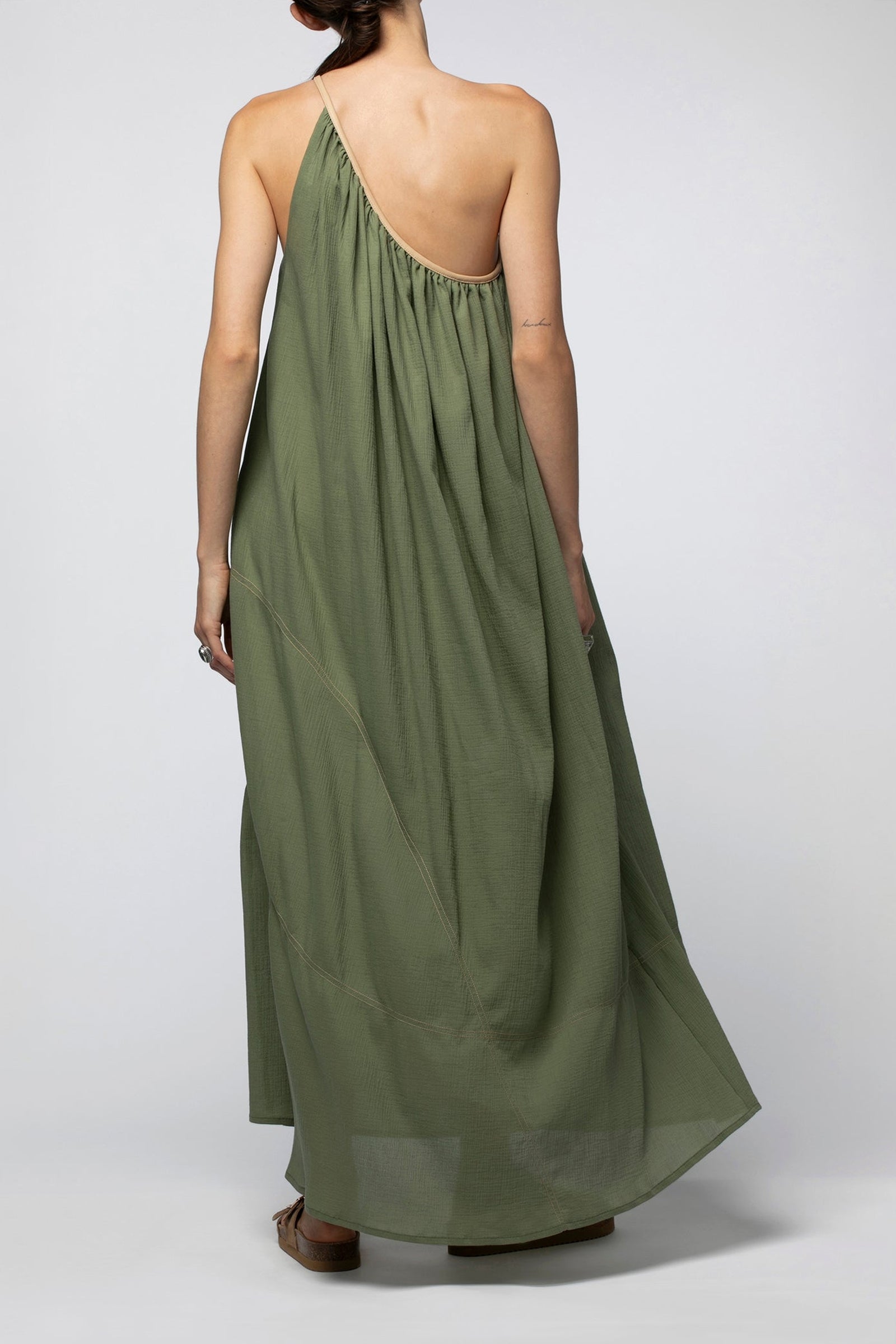 Robe Ramiza asymetrique details cuir - Amande