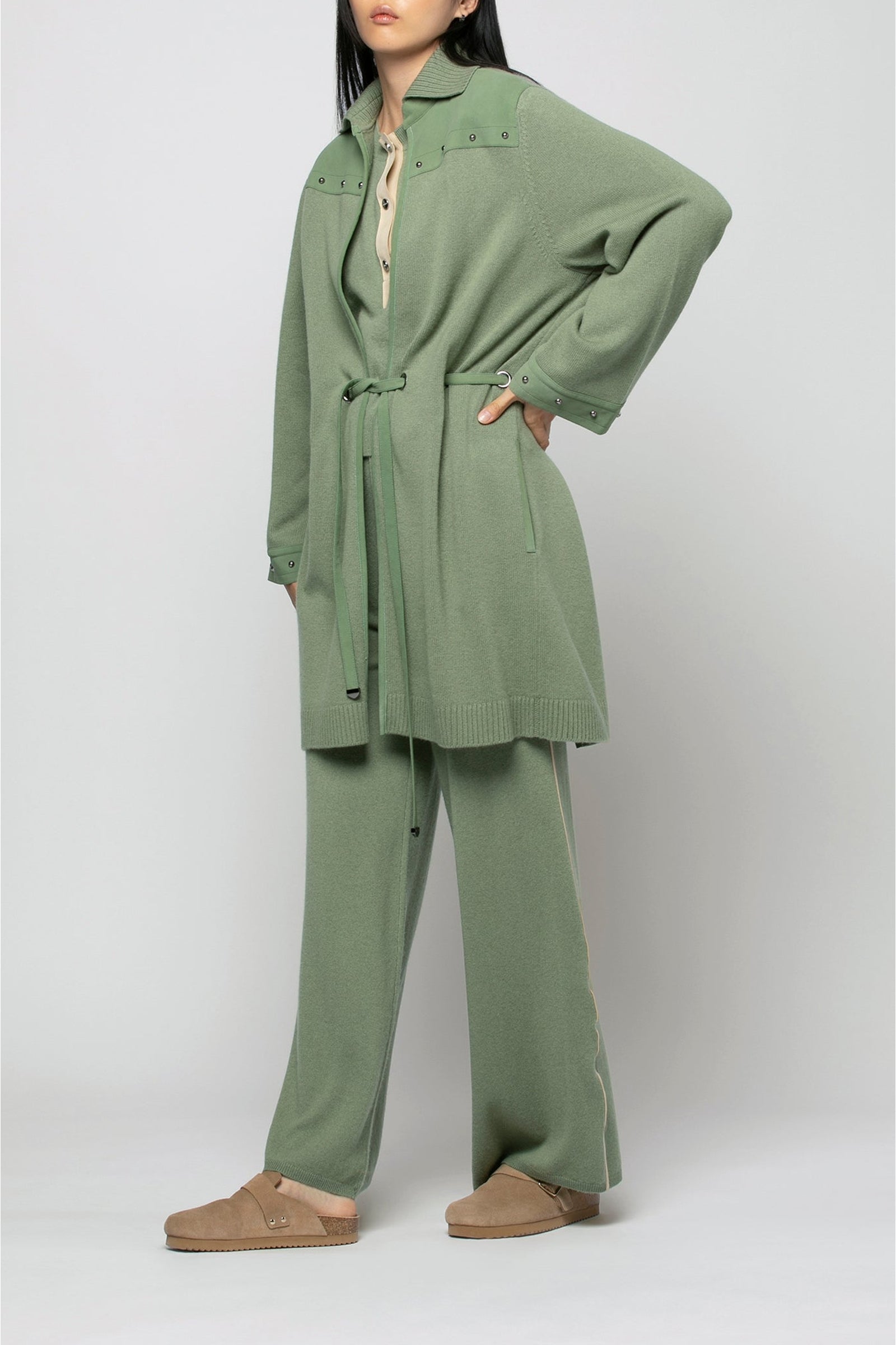 Long Veni cardigan with suede details in wool and cashmere - Almond