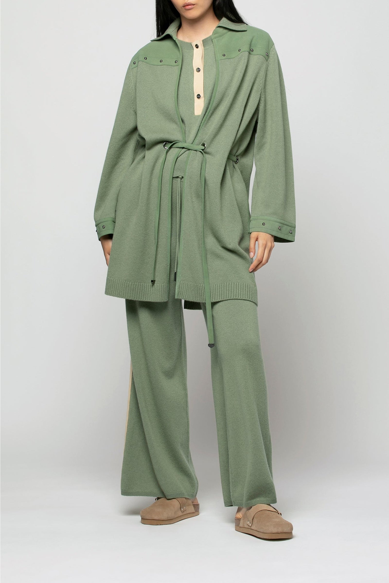 Long Veni cardigan with suede details in wool and cashmere - Almond