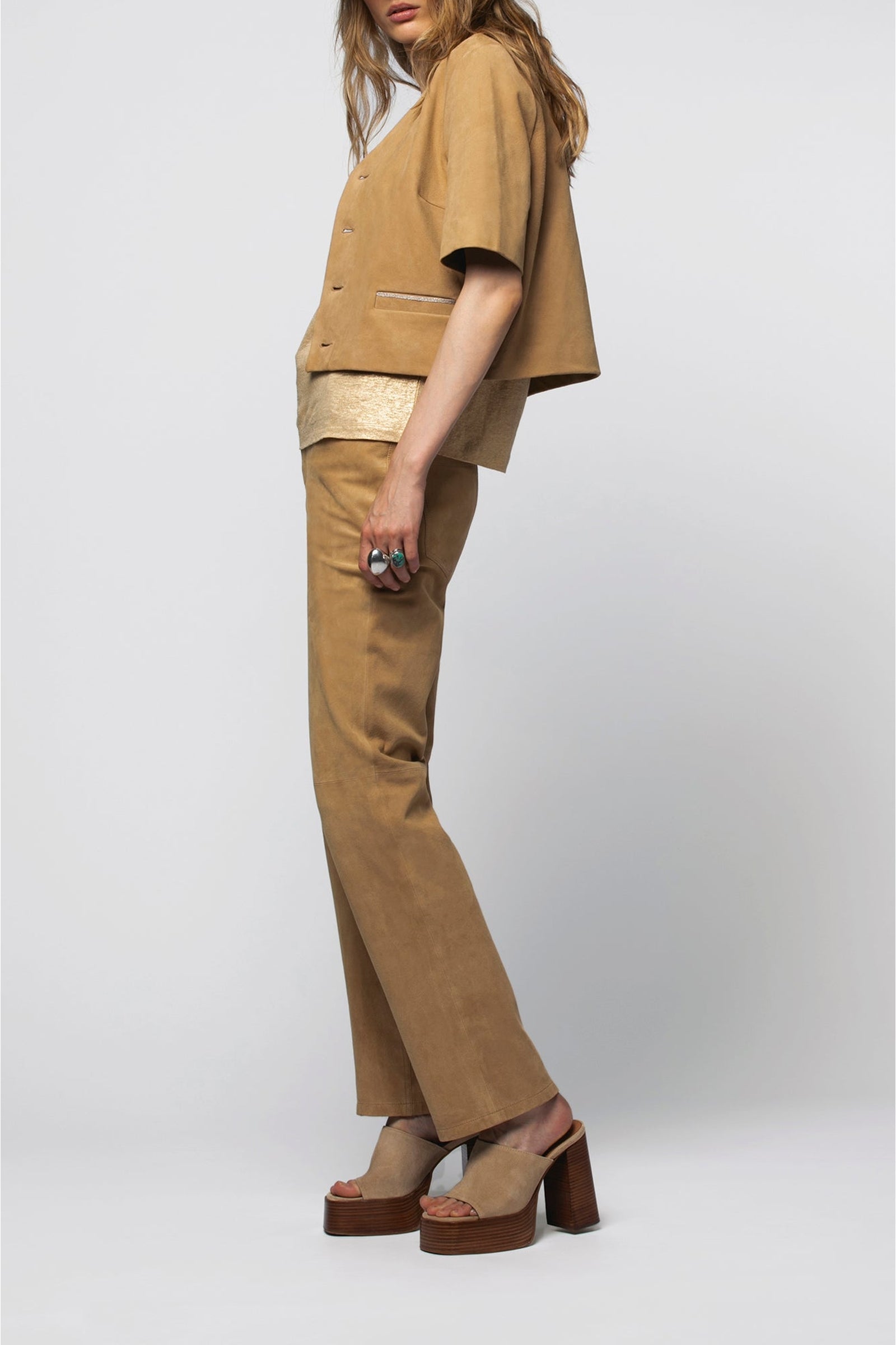 Vidya short jacket in suede leather - Dune