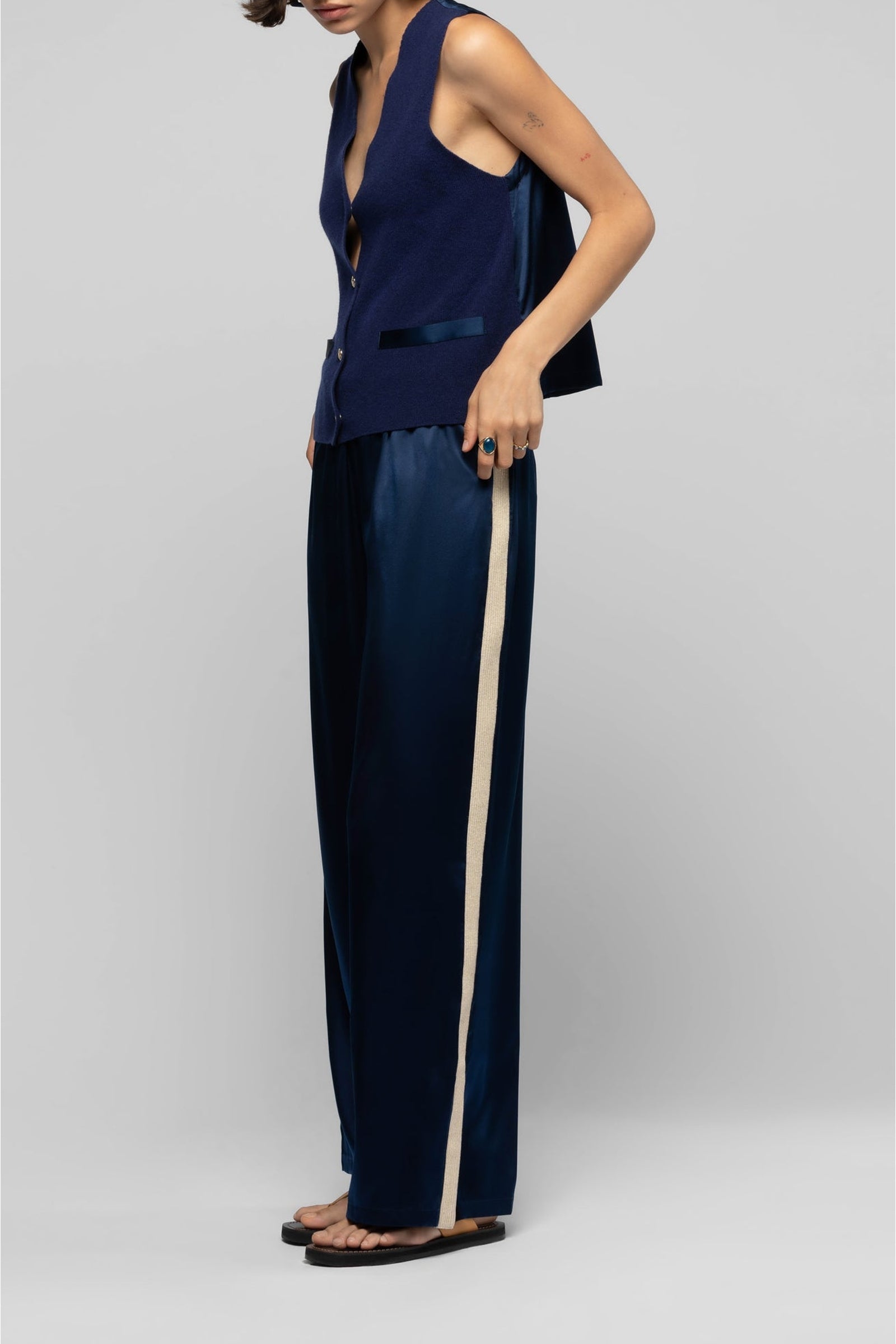 Pantalon Badga en soie et bandes en maille côtelée - Marine