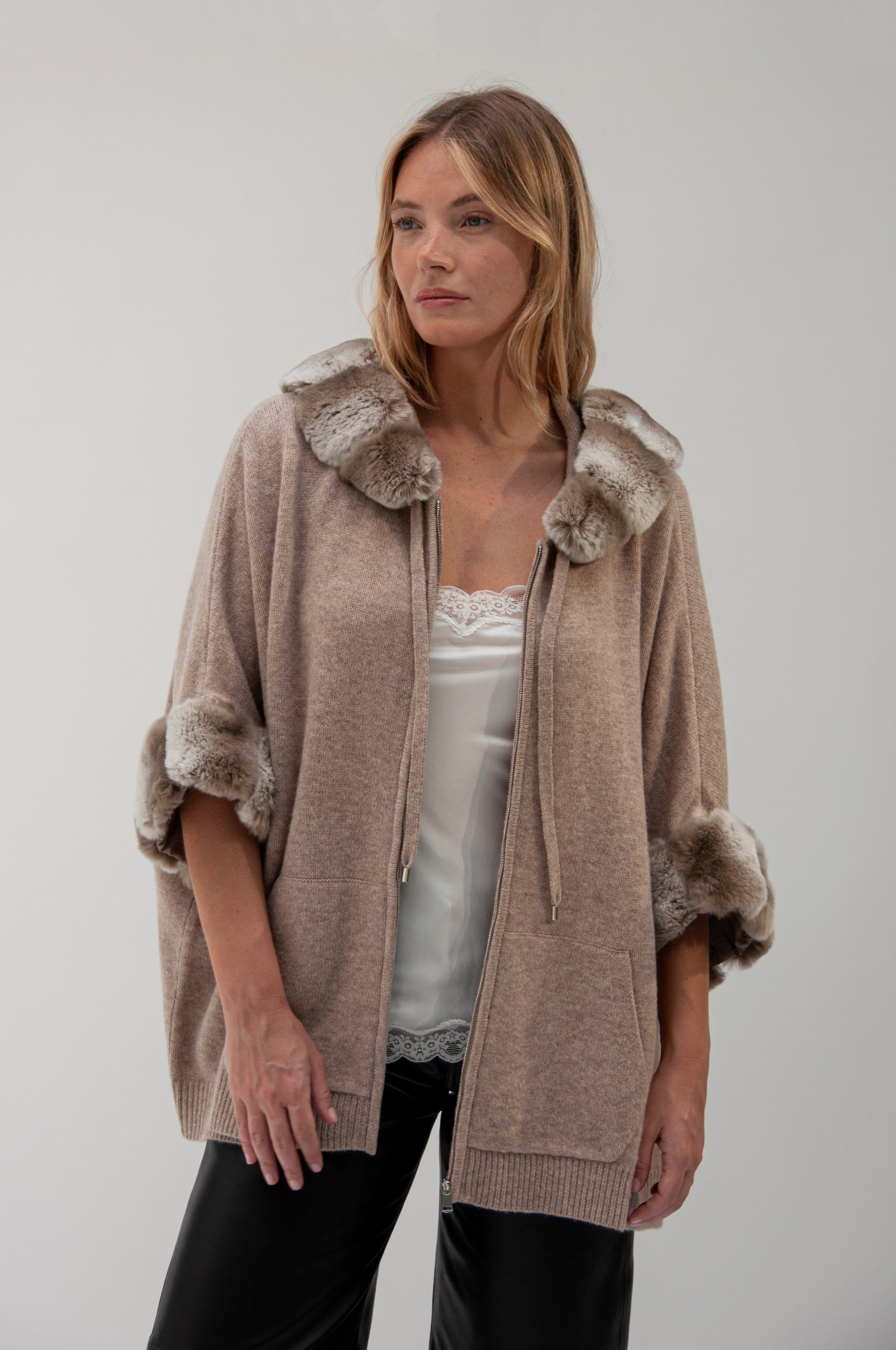 1 QTY NEW GILET FOURRURE REX CHINCHILLA