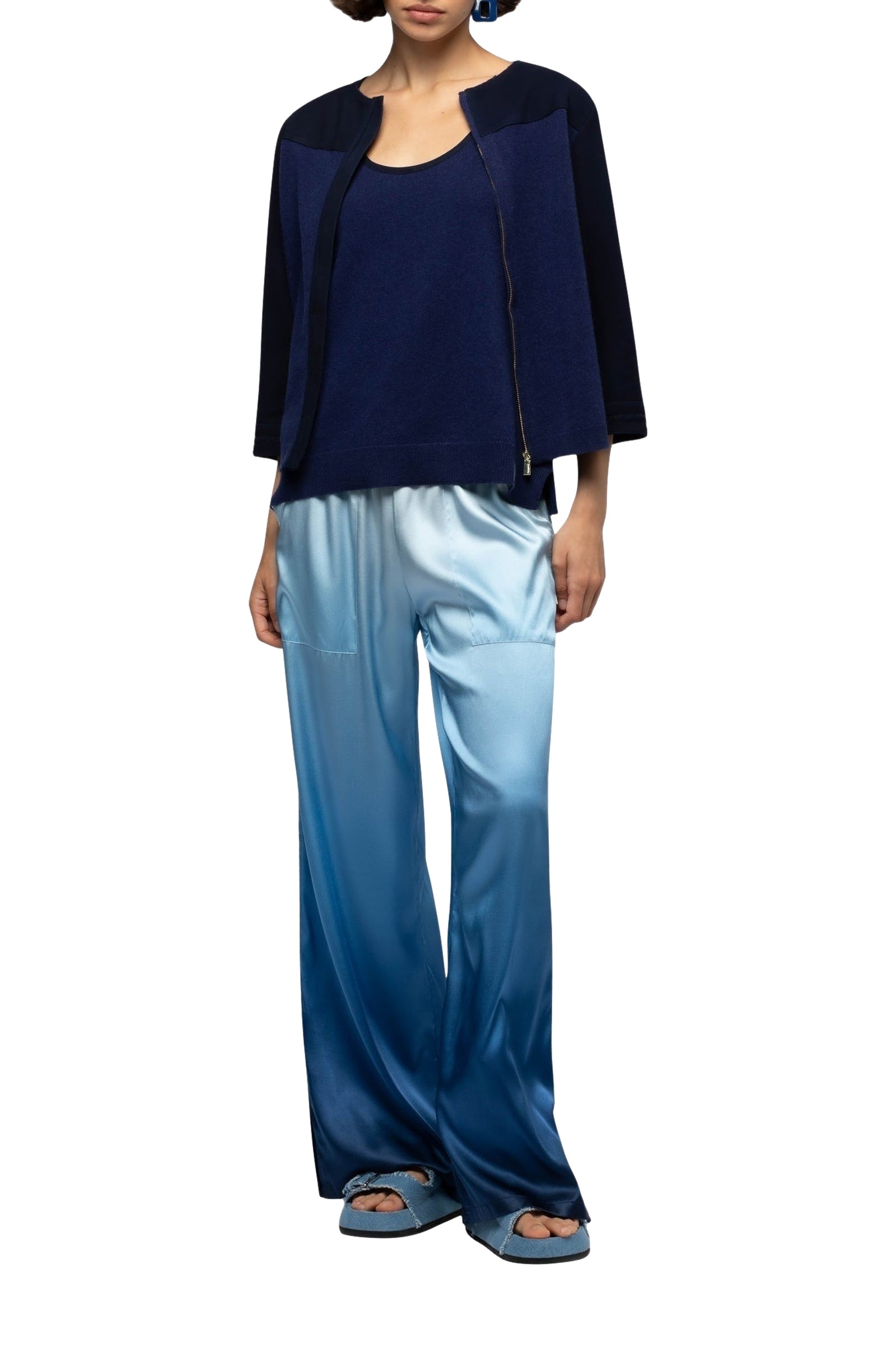 1 QTY NEW GILET AVEC DETAIL EN SUEDE