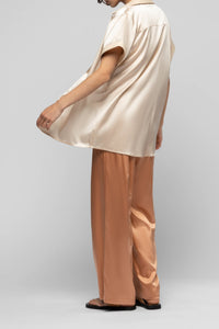 Langelika loose-fitting silk shirt with belt - Beige