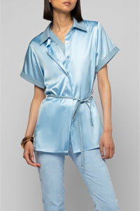 10 QTY NEW CHEMISE SM AVEC DETAIL EN CUIR