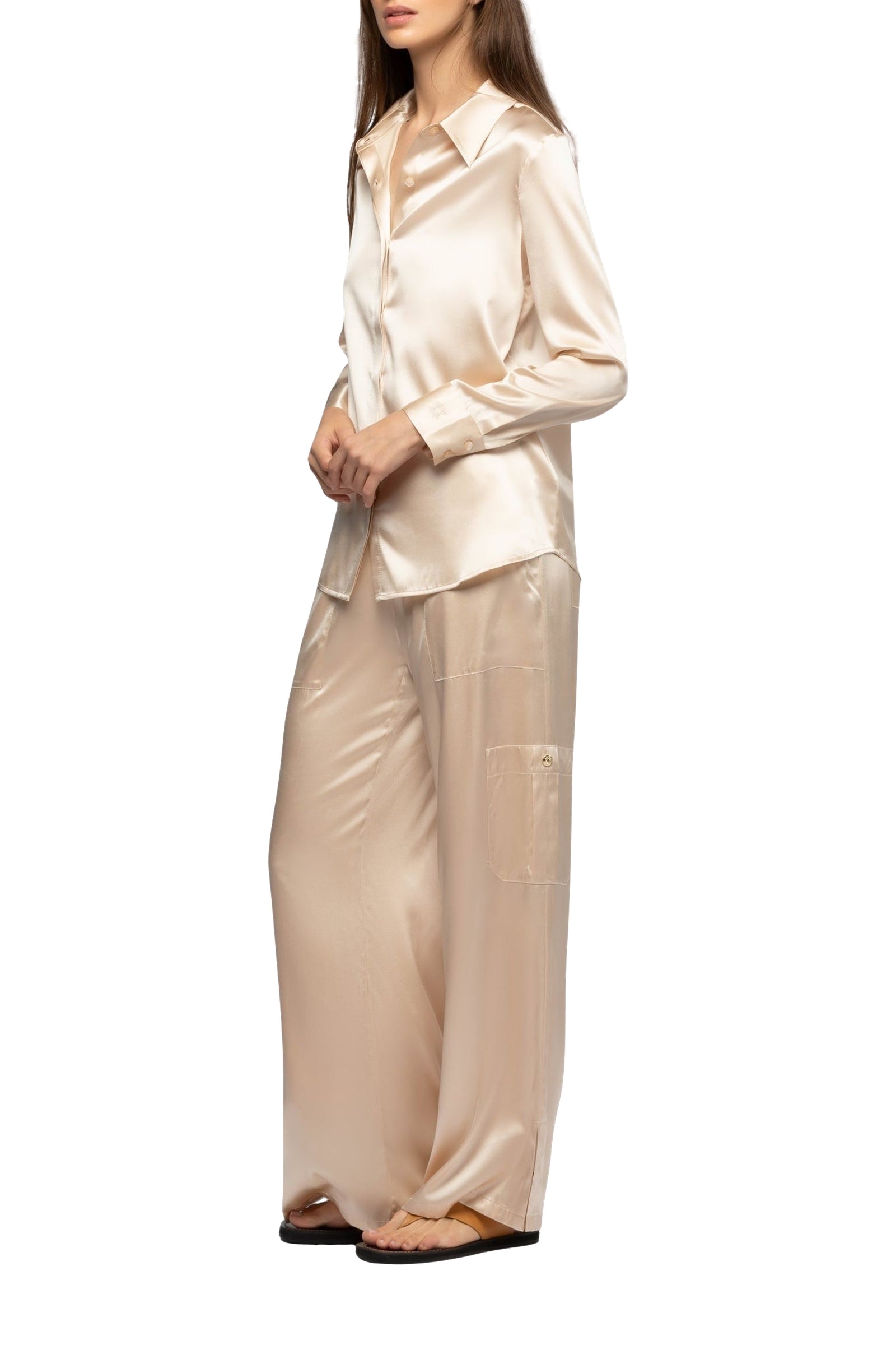 1 QTY NEW CHEMISE EN SOIE