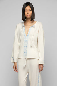 1 QTY NEW PULL AVEC BRODERIES ML