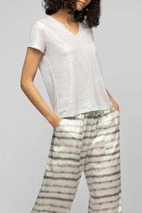 T-shirt Tokyo à col V en sergé de lin irisé - White